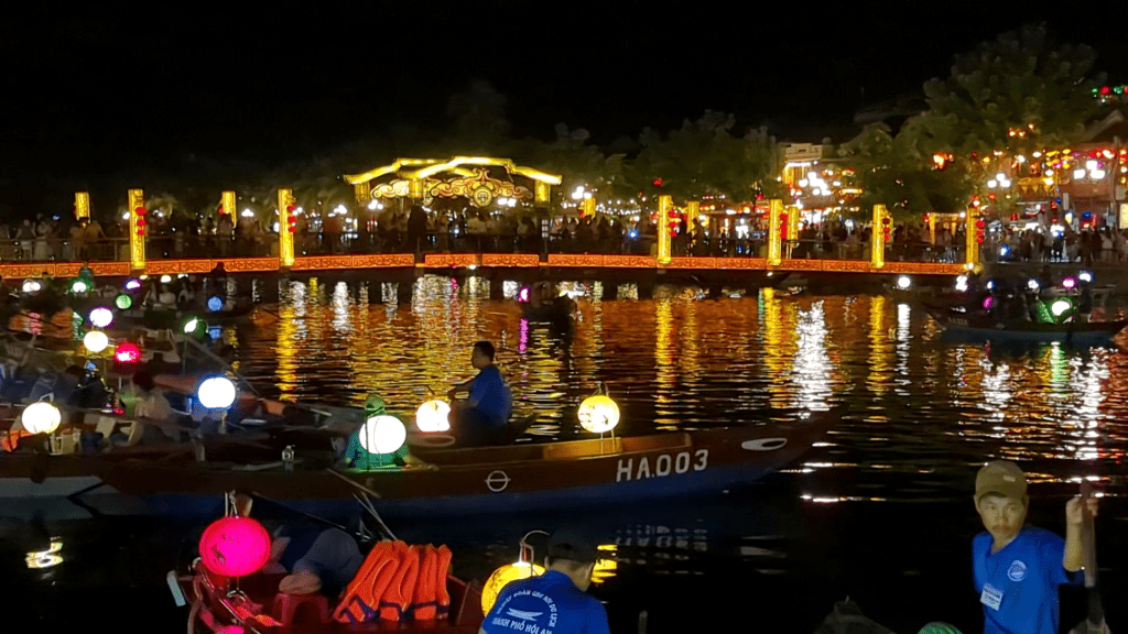 Hoi An nocturne fête des lampions 11 jours au Vietnam 